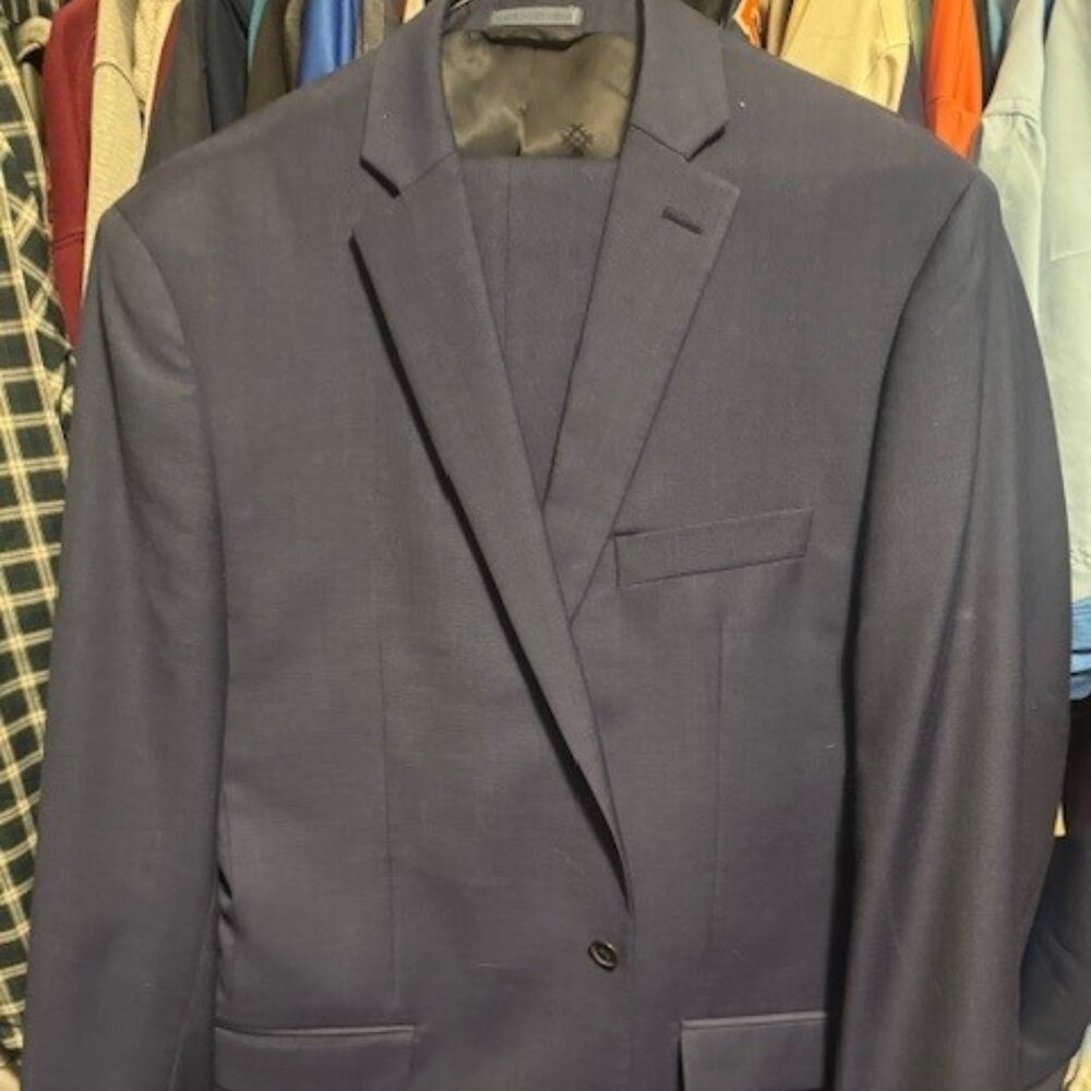 Ryan Seacrest Distinction Suit